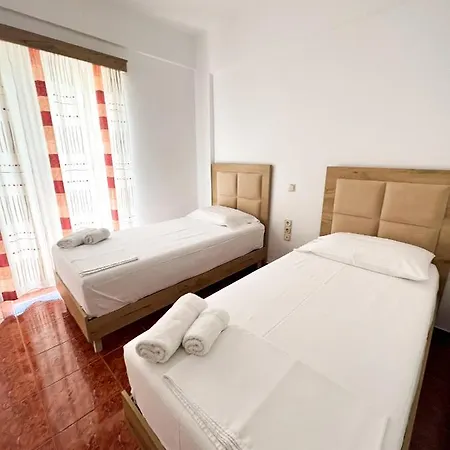 Garden Apt-4 Apartamento Sarandë